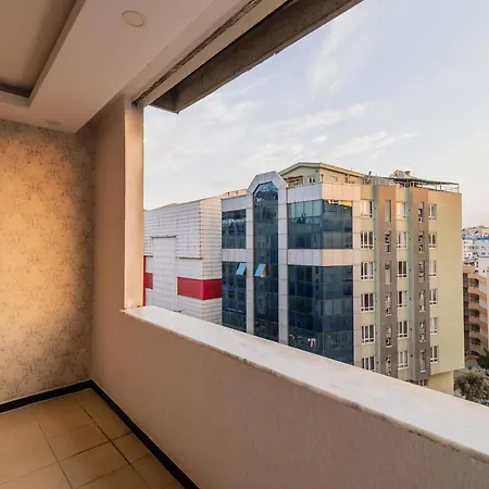 Flat Near Markantalya Mall In Muratpasa Appartement *